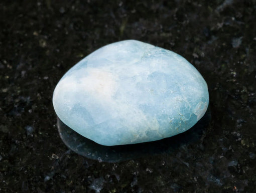 deBoulle’s March Gemstone is the Beautiful Aquamarine