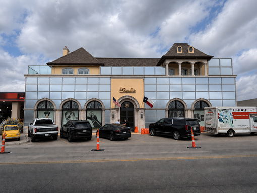 Built for What Comes Next: Inside deBoulle’s Flagship Transformation