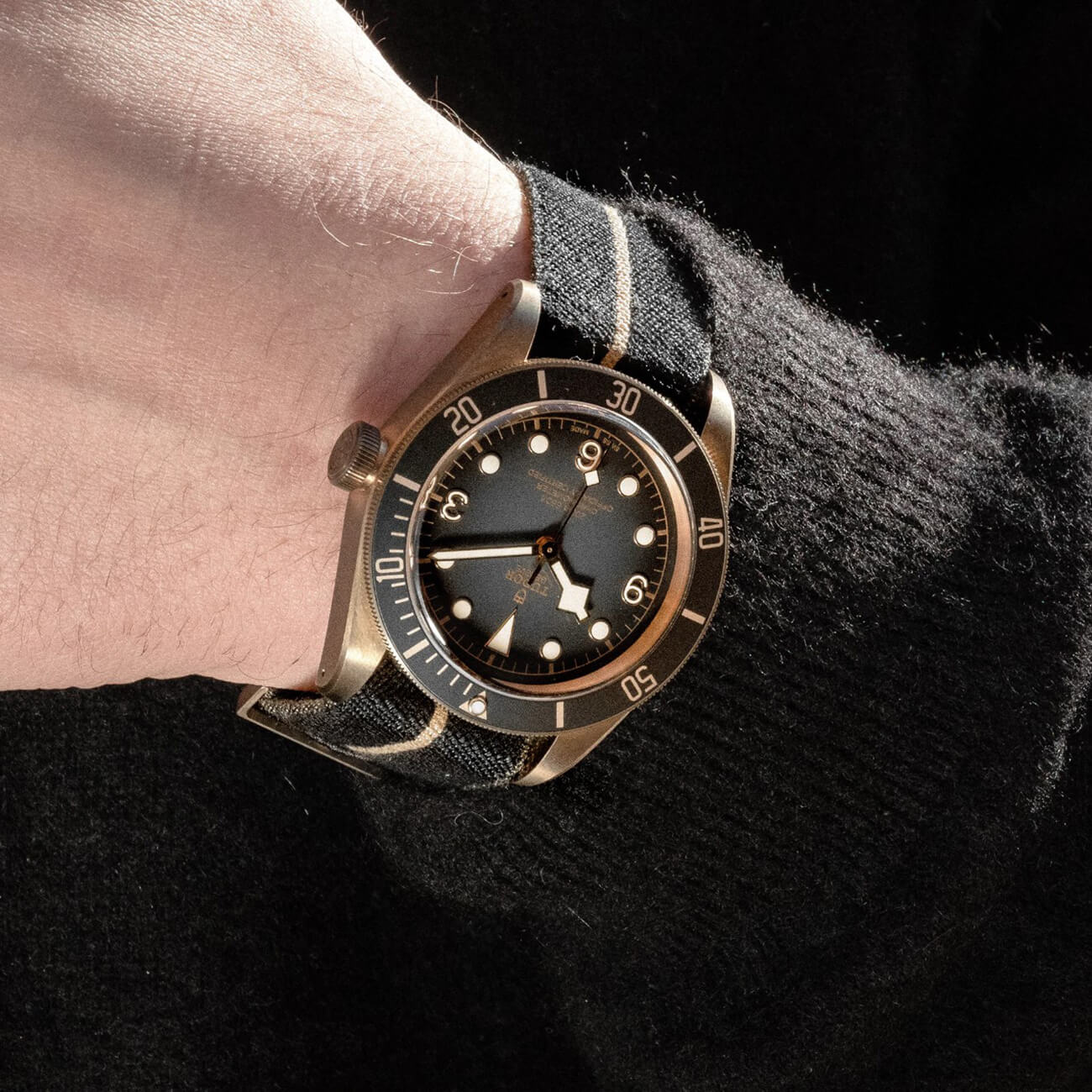 TUDOR Black Bay Bronze M79250BA-0002