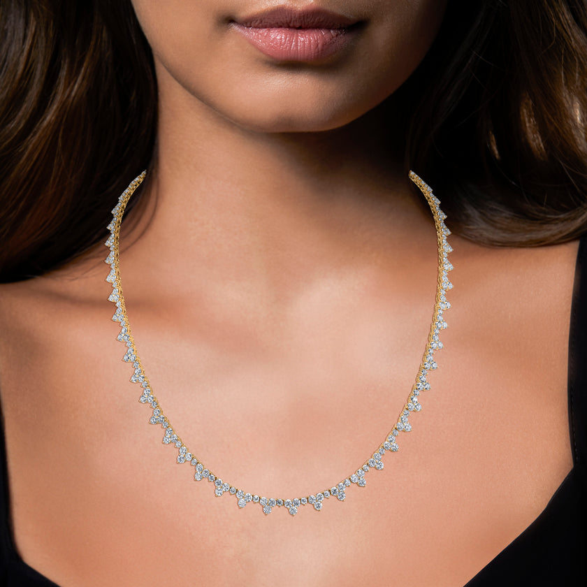 deBoulle Collection Round Diamond Necklace in Yellow Gold