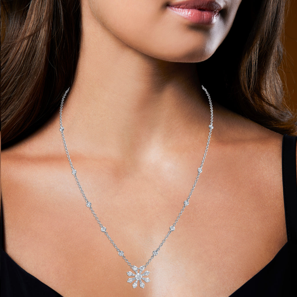 deBoulle Collection Bloom Necklace in White Gold