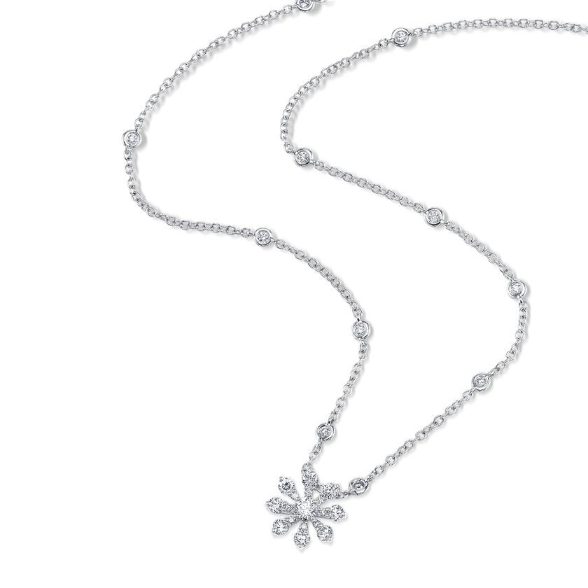 deBoulle Collection Bloom Necklace in White Gold