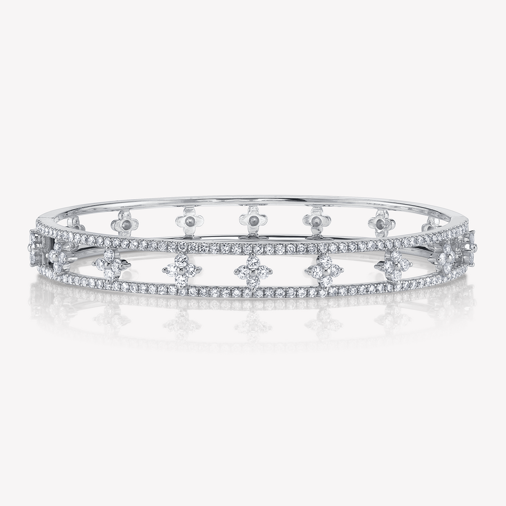 Fleur de Lis Bangle in White Gold