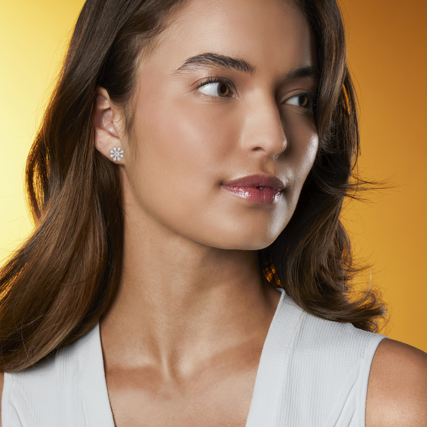 deBoulle Collection Bloom Earrings in White Gold