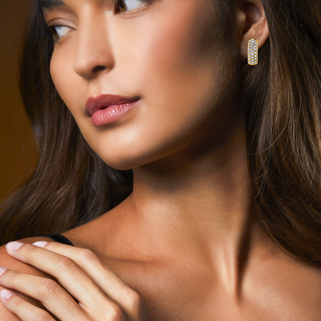 deBoulle Collection Micro Hoop Earrings with Diamonds in Yellow Gold
