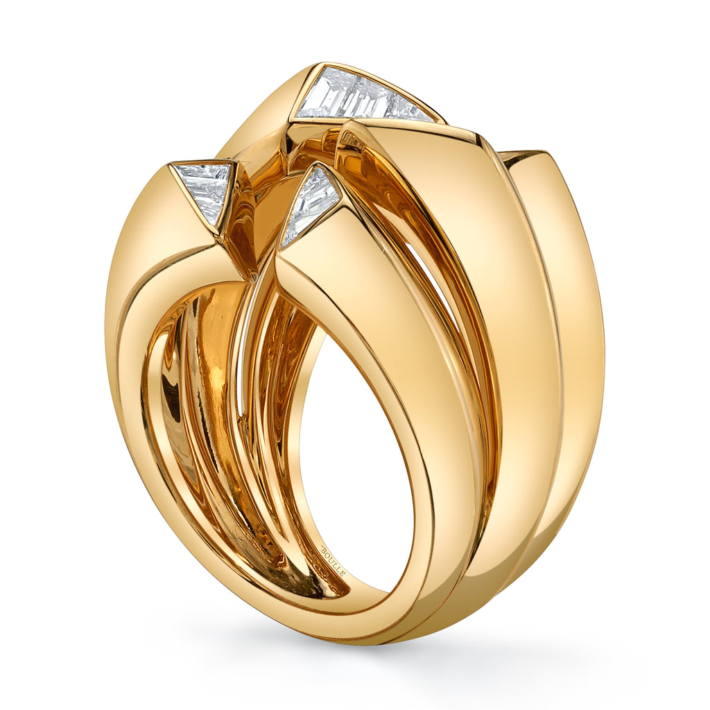deBoulle Collection Archetype Ring with Diamonds in Yellow Gold