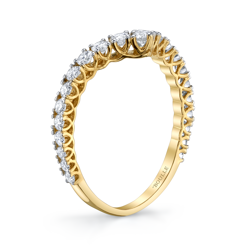 Chevron Stacking Ring in Yellow Gold