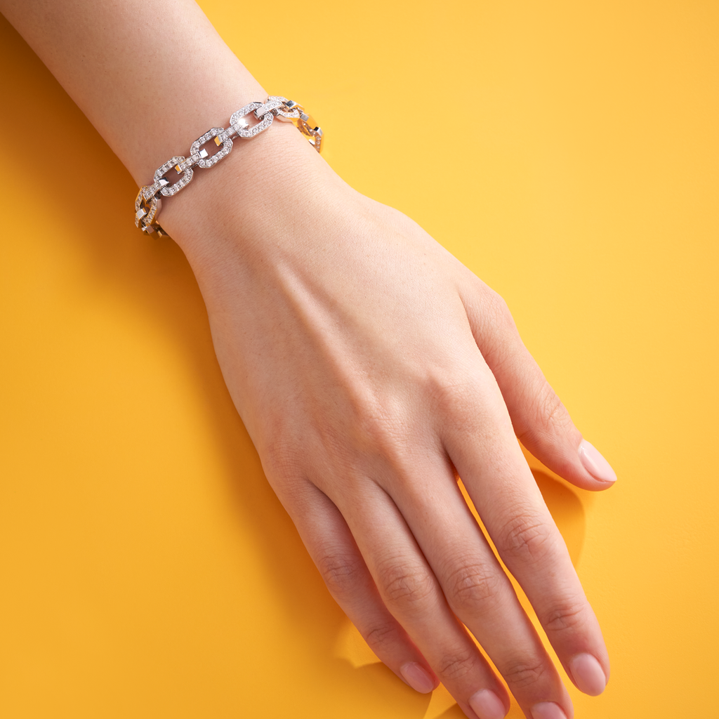 deBoulle Collection Linkedin Bracelet with Diamonds