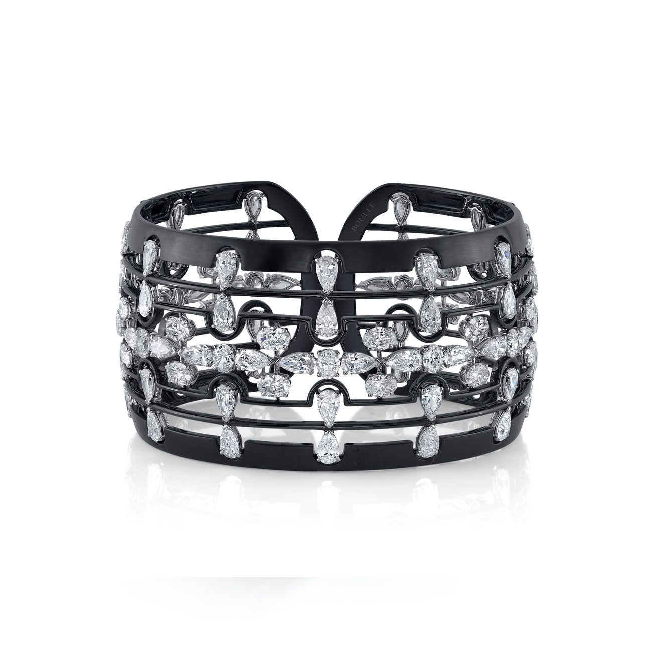 de Boulle High Jewelry Collection Noir Cuff