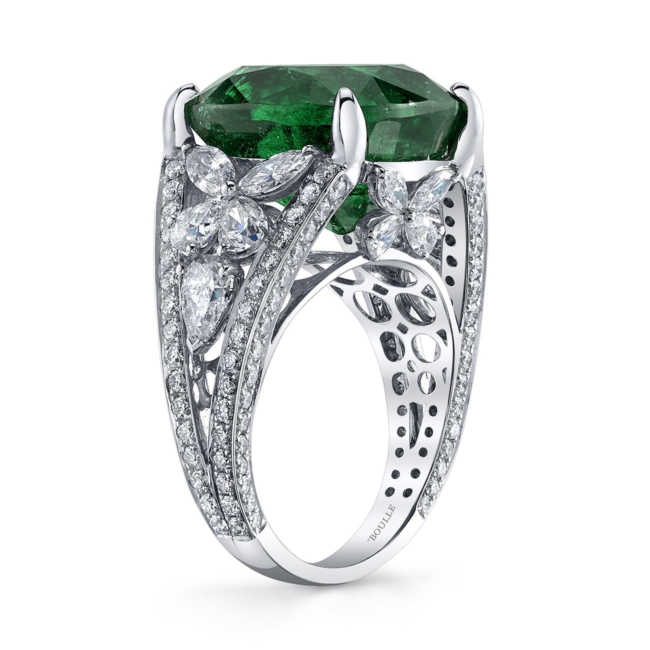 deBoulle High Jewelry Collection Emerald and Diamond Ring