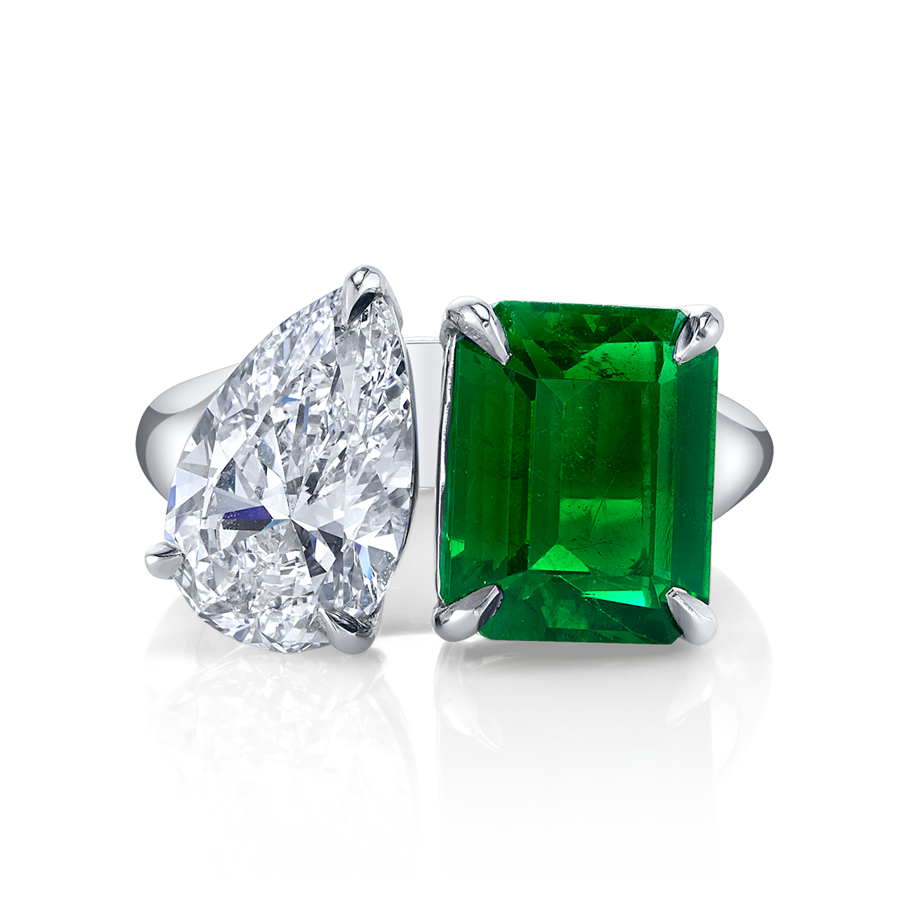 deBoulle High Jewelry Collection Toi Et Moi Emerald and Diamond RIng