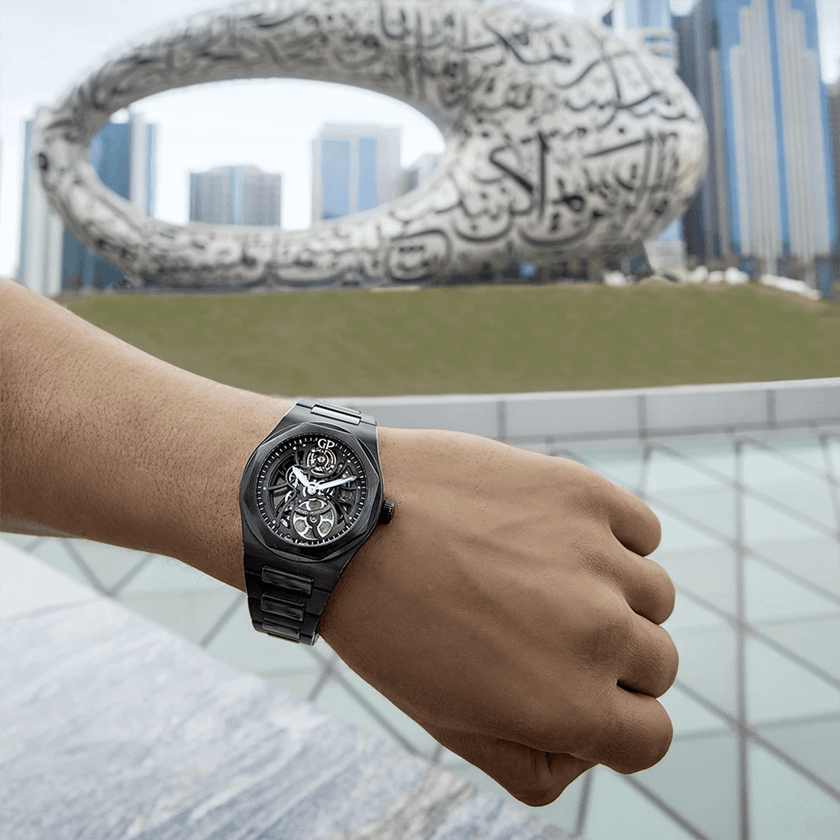 Girard-Perregaux Laureato Skeleton Ceramic 81015-32-001-32A