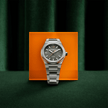 Girard-Perregaux Laureato Sage Green 81005-11-3407-1CM