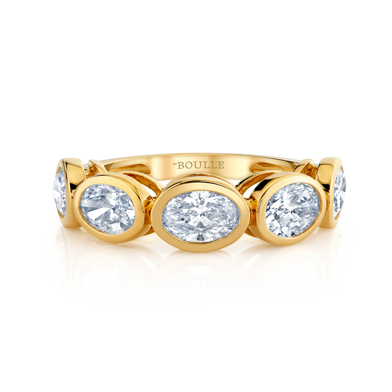 deBoulle Collection East to West Oval Diamond Band