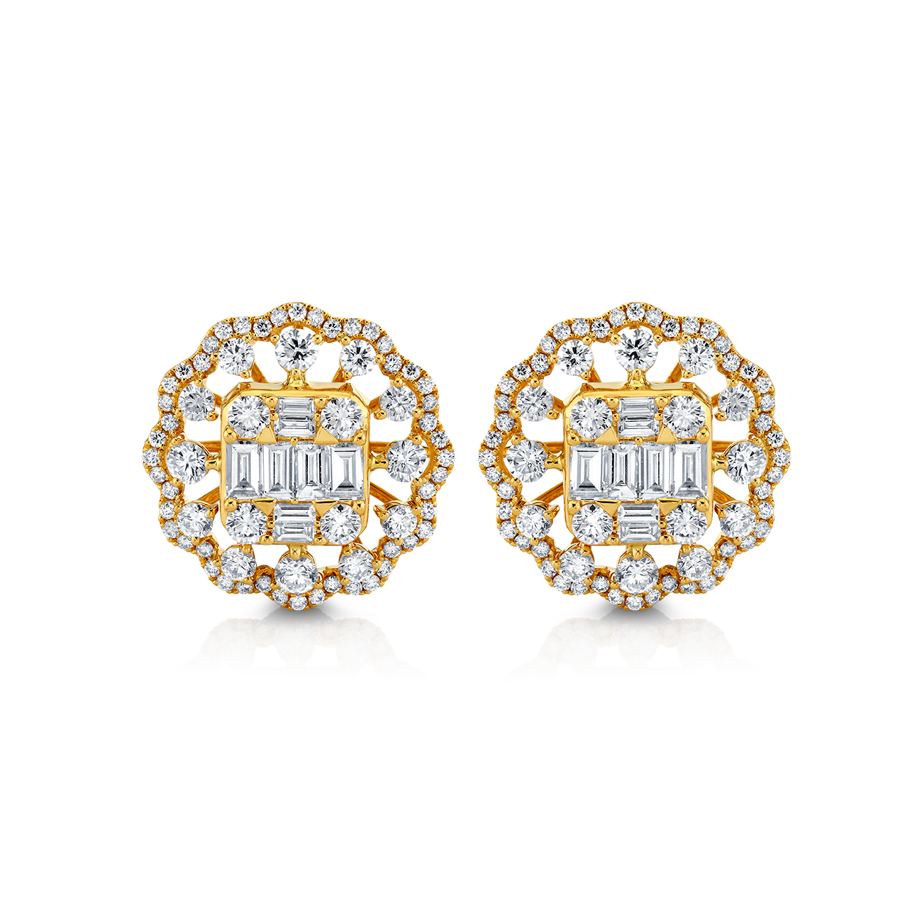 deBoulle Collection Diamond Scalloped Earrings in Yellow Gold