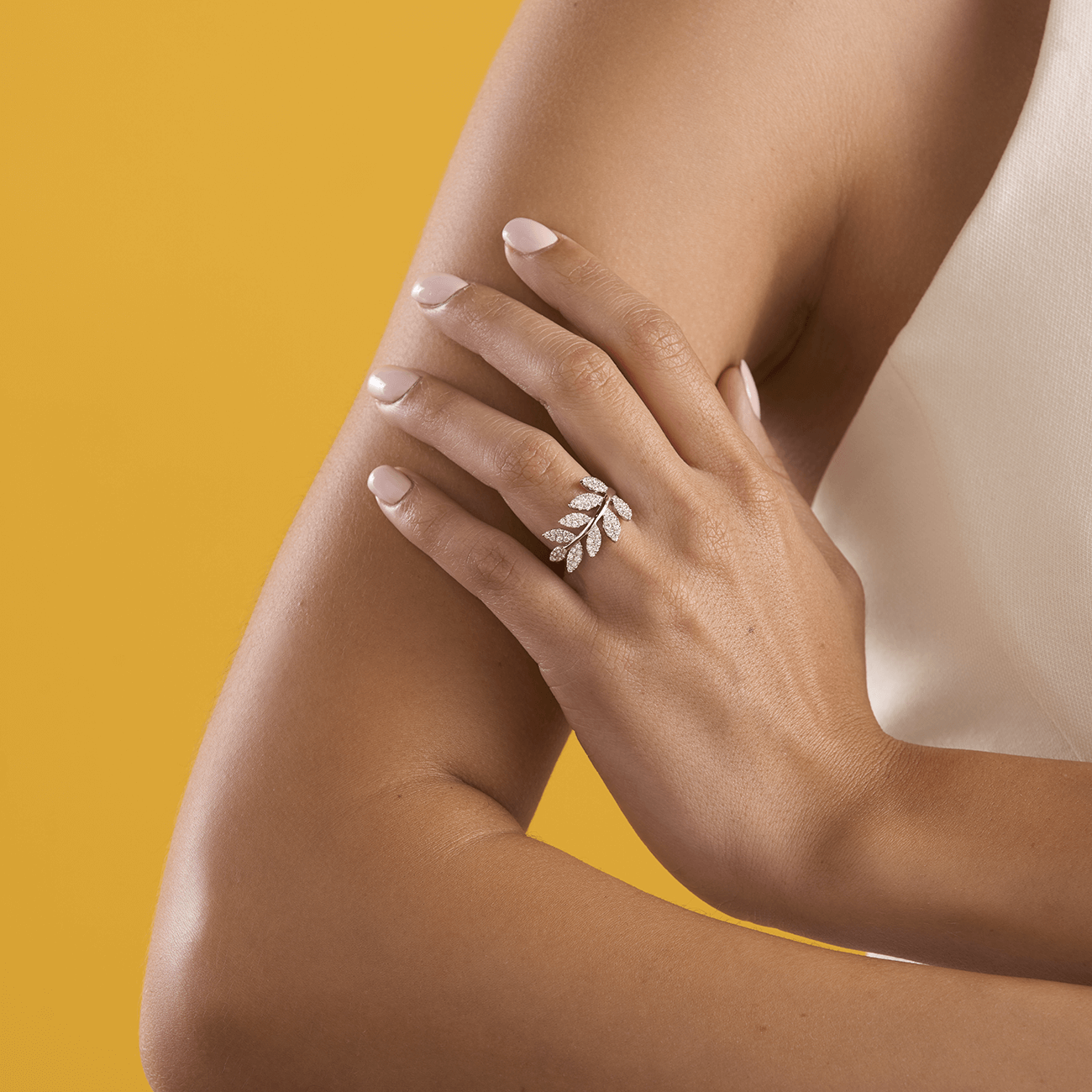 deBoulle Collection Leaf Ring in White Gold