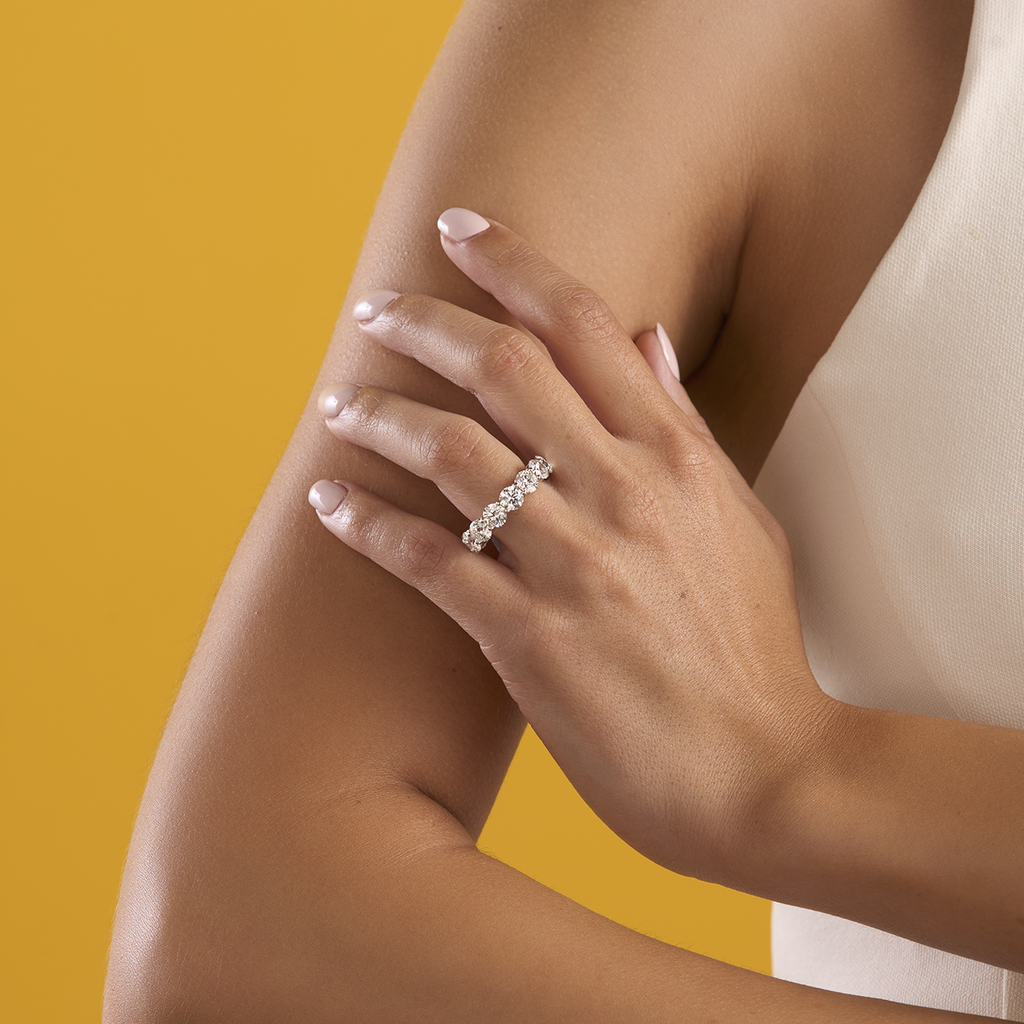 deBoulle Bridal Collection Round Diamond Eternity Band in Platinum