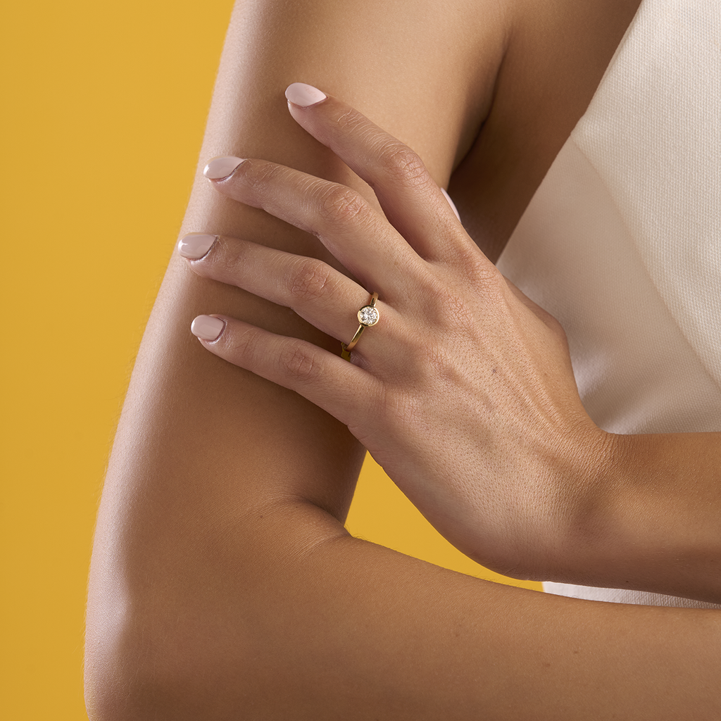 deBoulle Collection Round Brilliant Diamond Ring