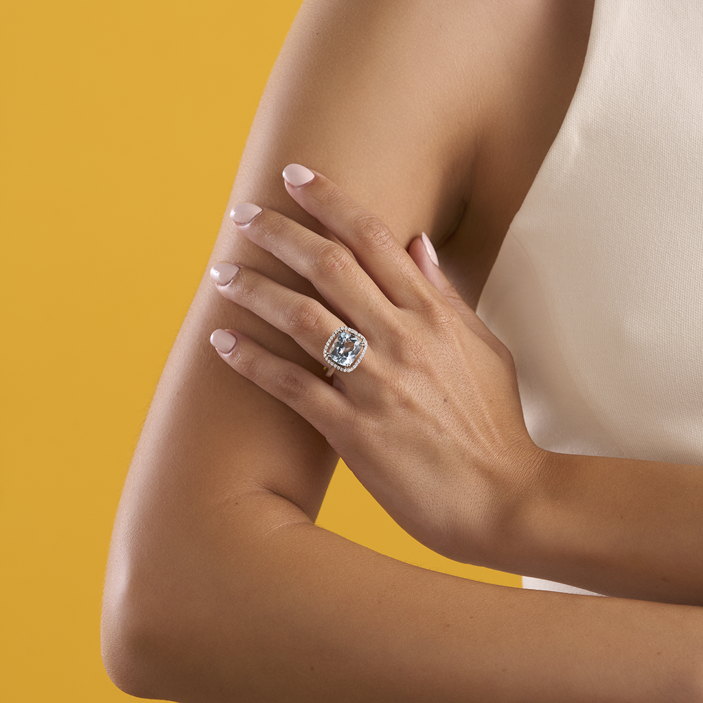 deBoulle Collection Aquamarine and Pavé Diamond Ring