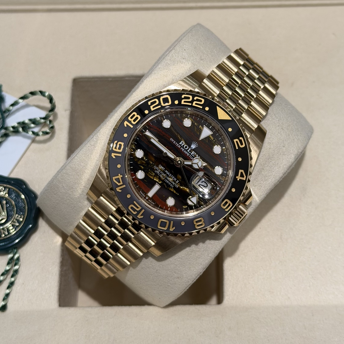 Pre-Owned Rolex GMT-Master II Tiger Iron 126718GRNR-0002