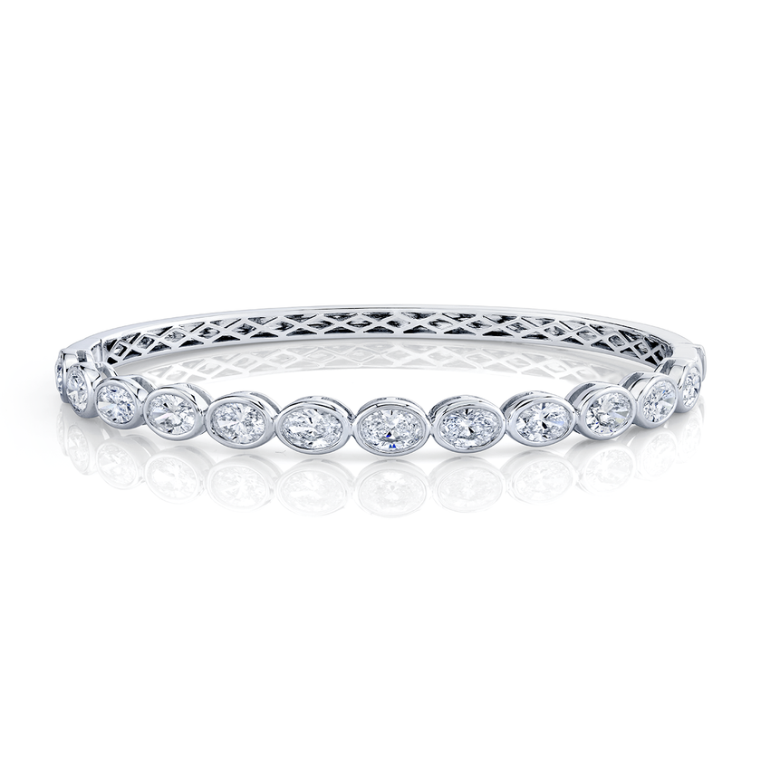 deBoulle Collection East-West Oval Diamond Bangle