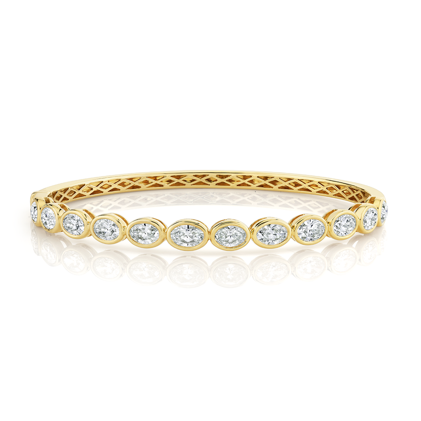 deBoulle Collection East-West Oval Diamond Bangle in Yellow Gold