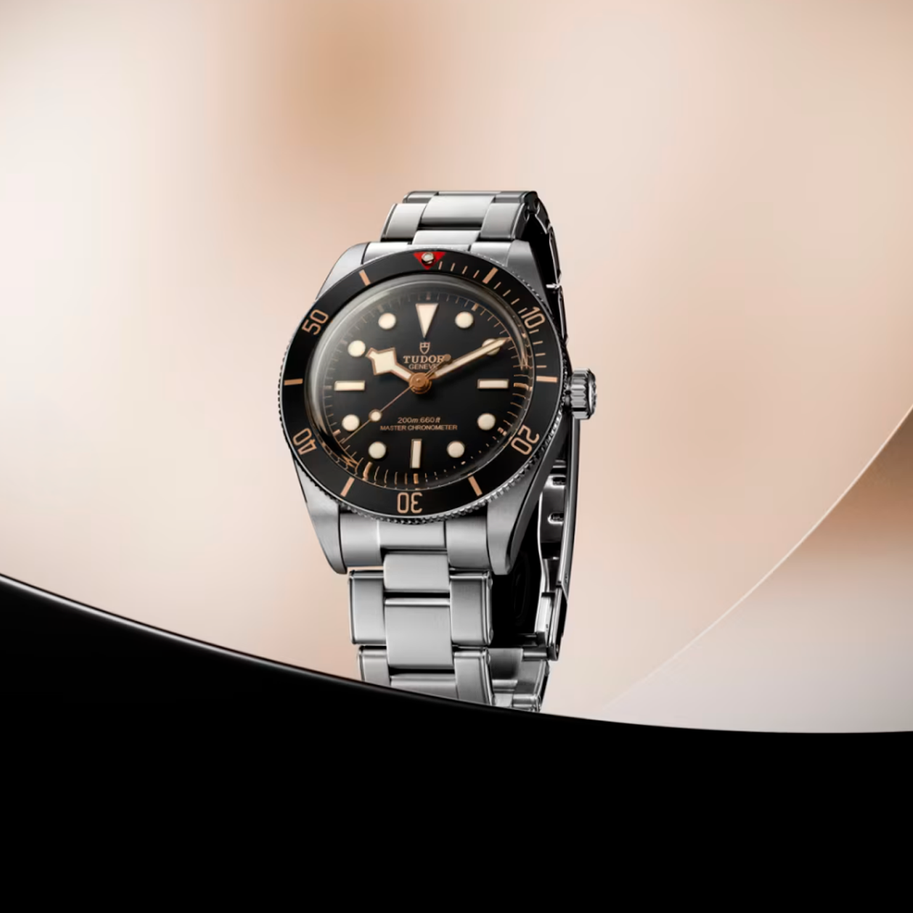 M7939A1A0NU-0002 Black Bay 58 39 MM