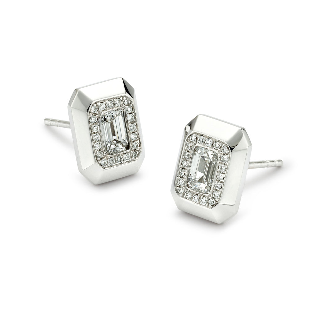 deBoulle Collection Signataire Earrings in White Gold